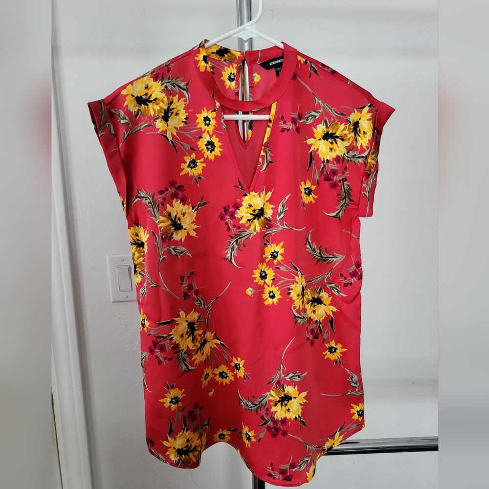 Floral Red Women's Top
